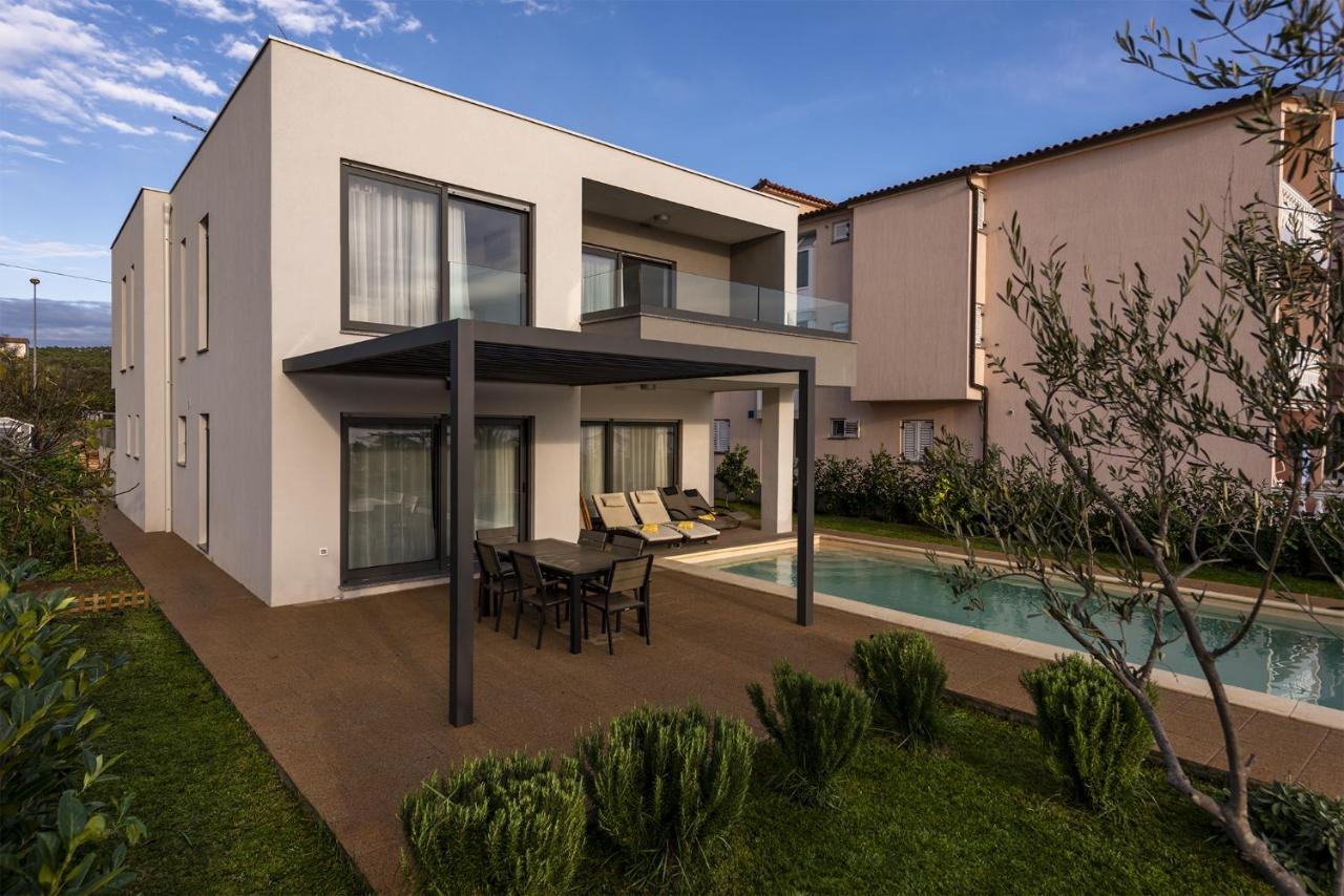 Villa Lu-Ma Турань Экстерьер фото