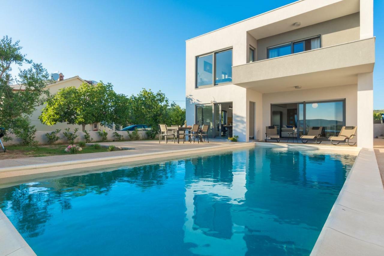 Villa Lu-Ma Турань Экстерьер фото