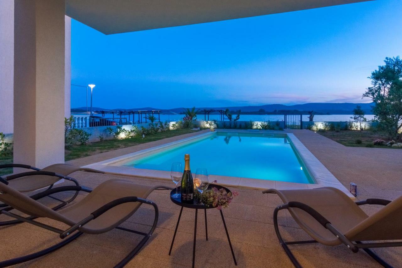 Villa Lu-Ma Турань Экстерьер фото